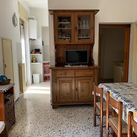Tra Fiori E Antichita *