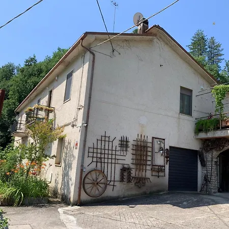 Tra Fiori E Antichita